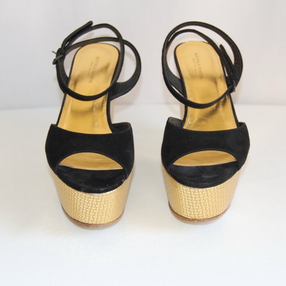 Vintage Bottega Veneta suede platform sandals size 7, black and gold